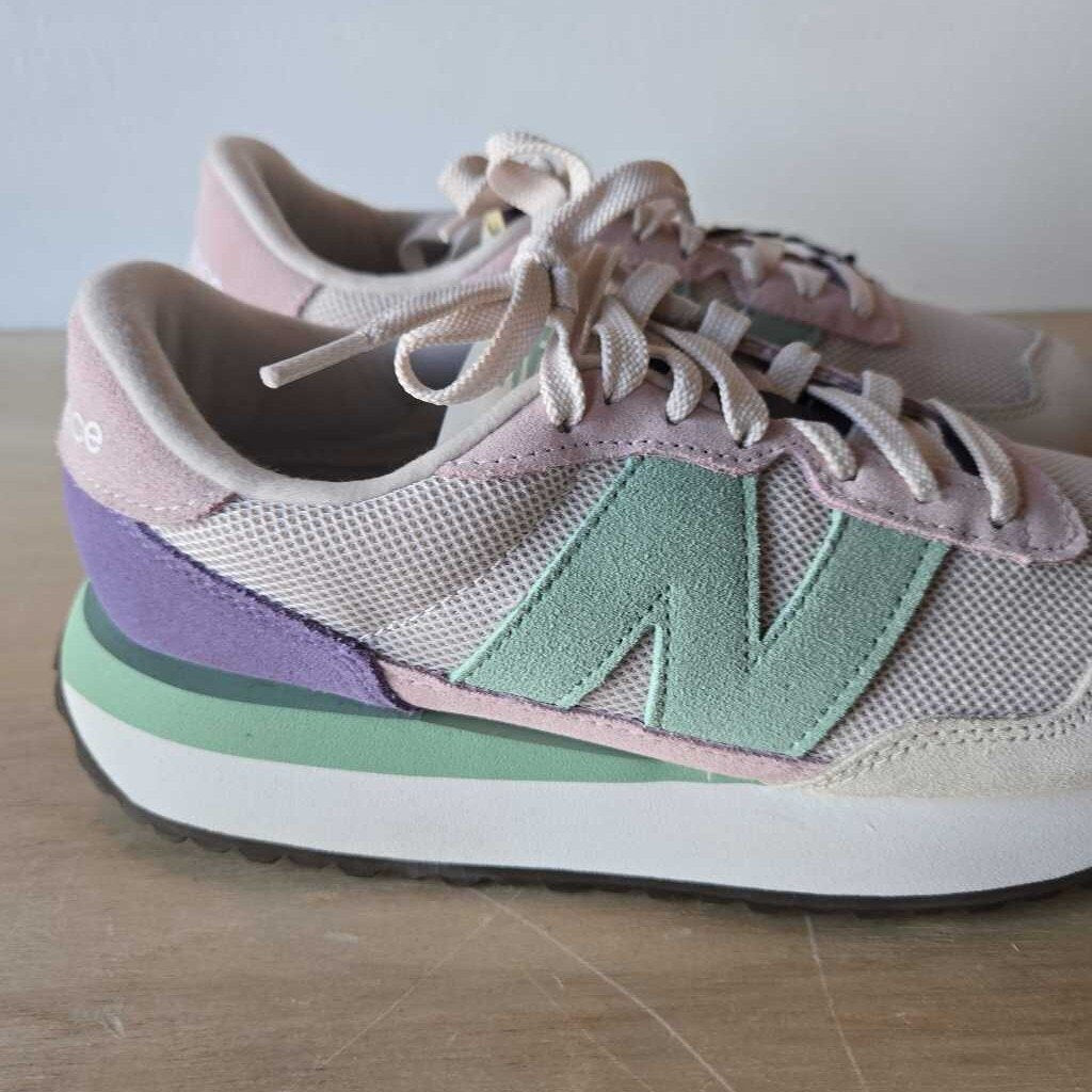 NEW BALANCE 237 SZ 8