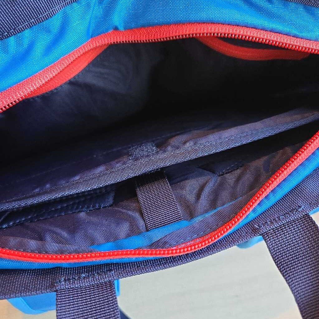 COTOPAXI TODO convertible NWT retail 120.00