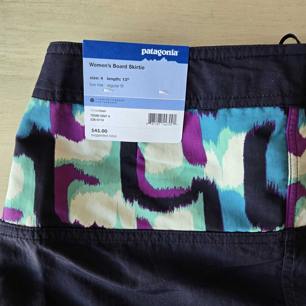PATAGONIA SZ 4 new 45.00 A