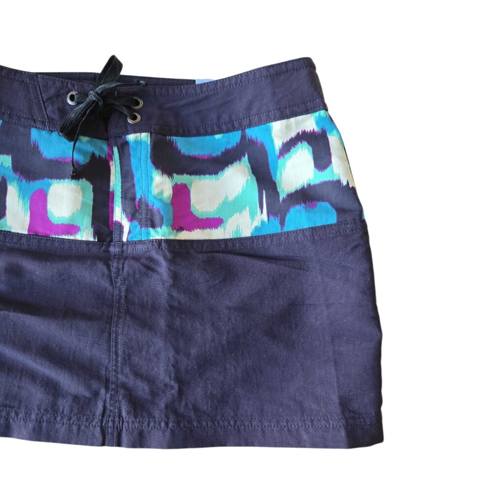 PATAGONIA SZ 4 new 45.00 A