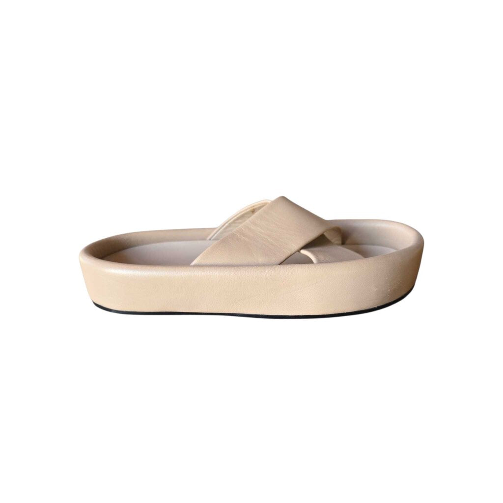 FRAME le laurel SZ 35.5 = US 6.5/7