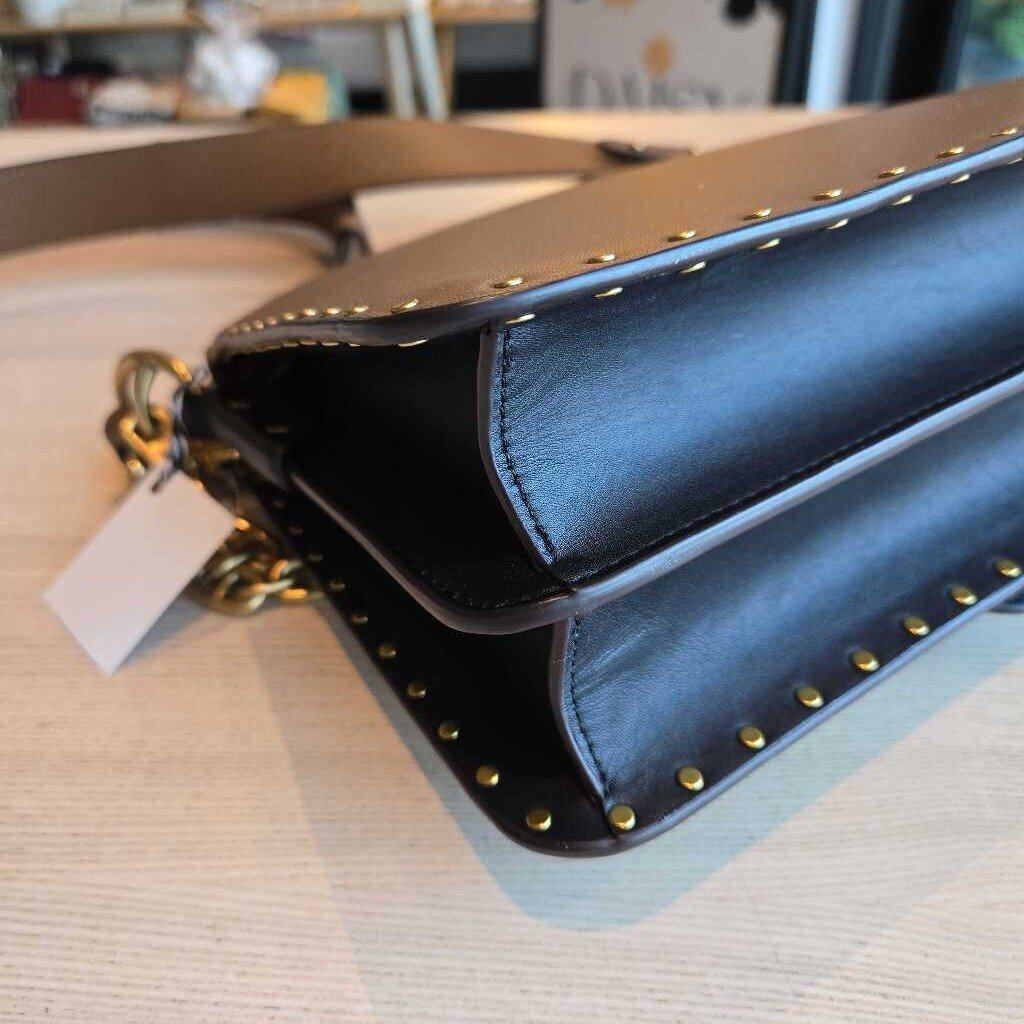 COACH BEAT retail 550.00