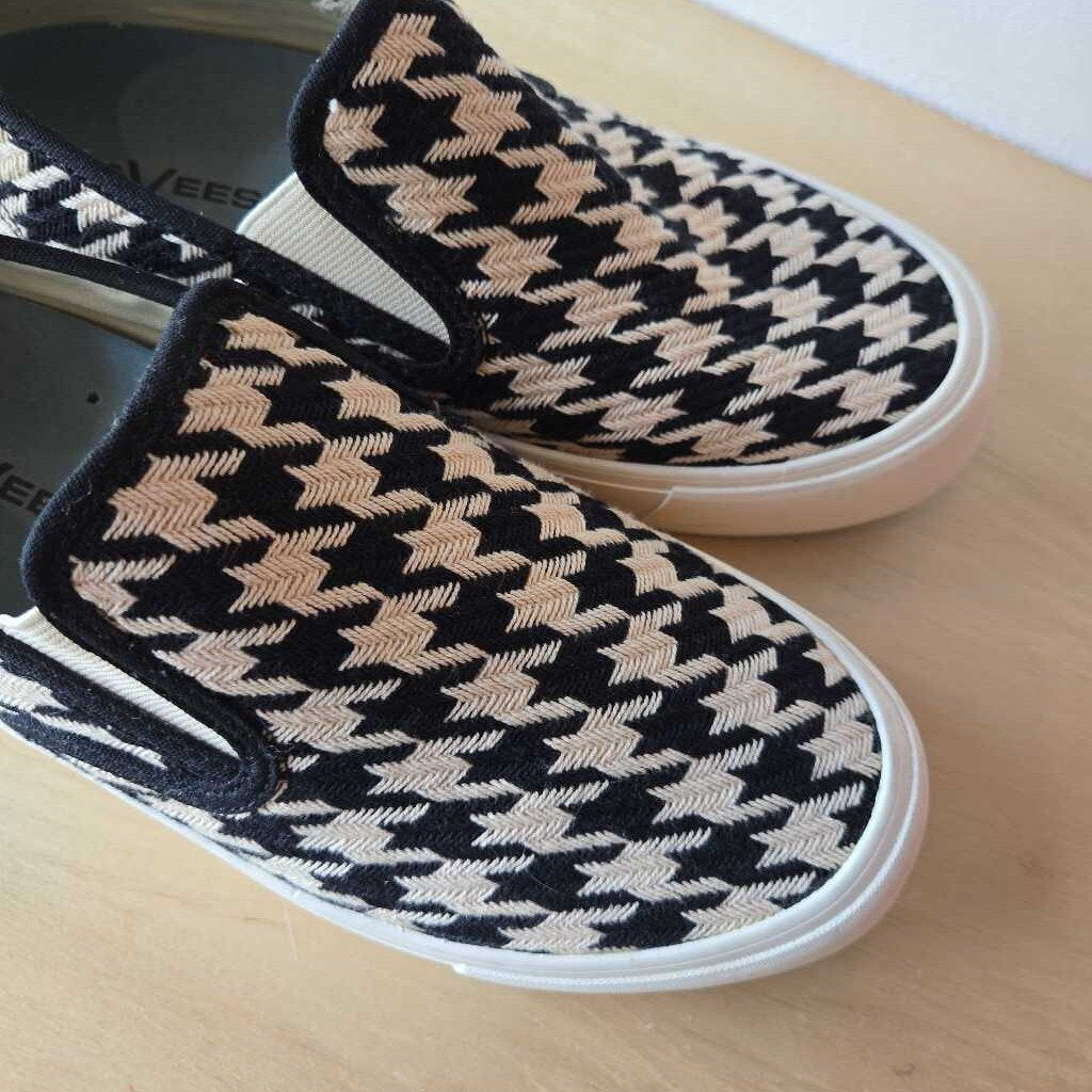 SEAVEES SZ 8