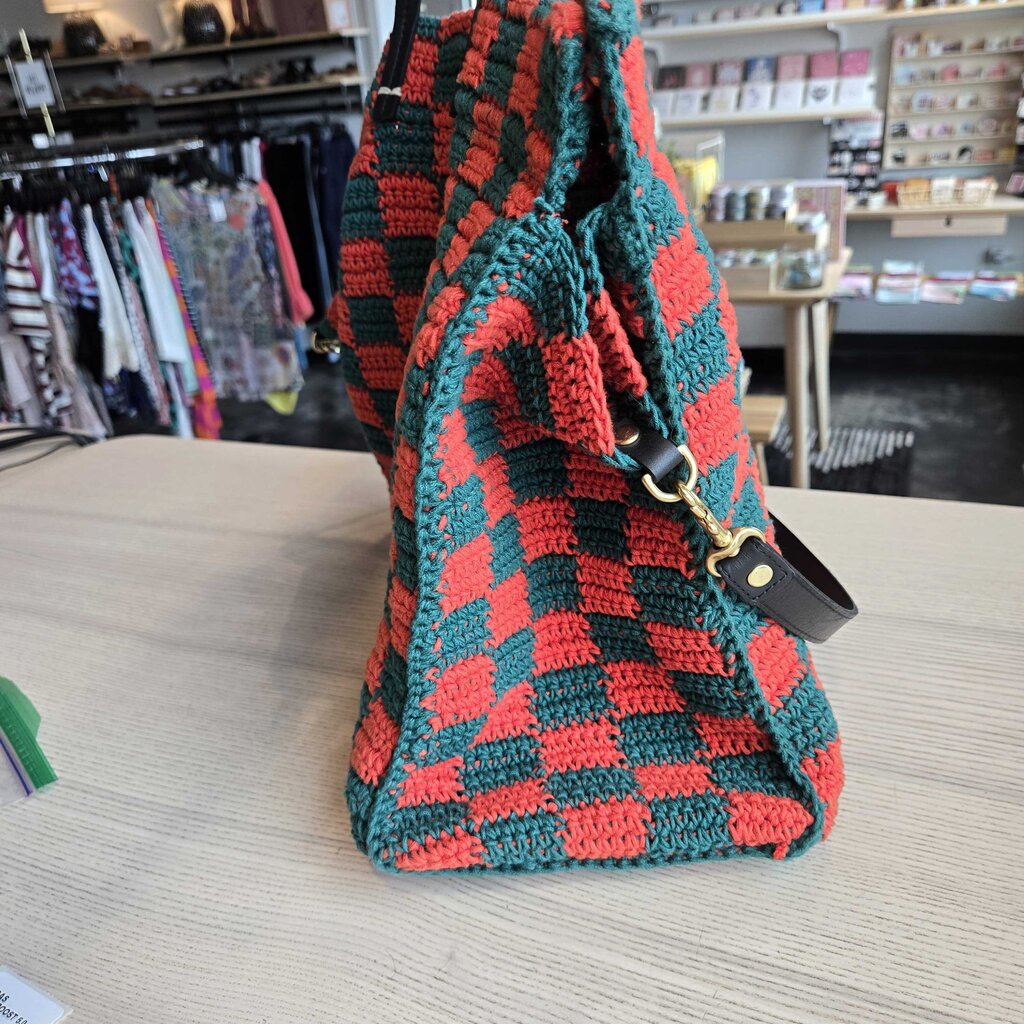 CLAIRE V SUMMER SIMPLE TOTE retail 295.00