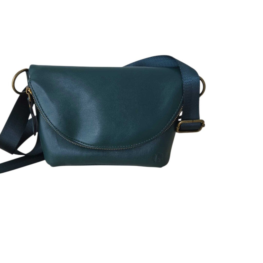 GREEN CROSSBODY extra strap inside ;-)