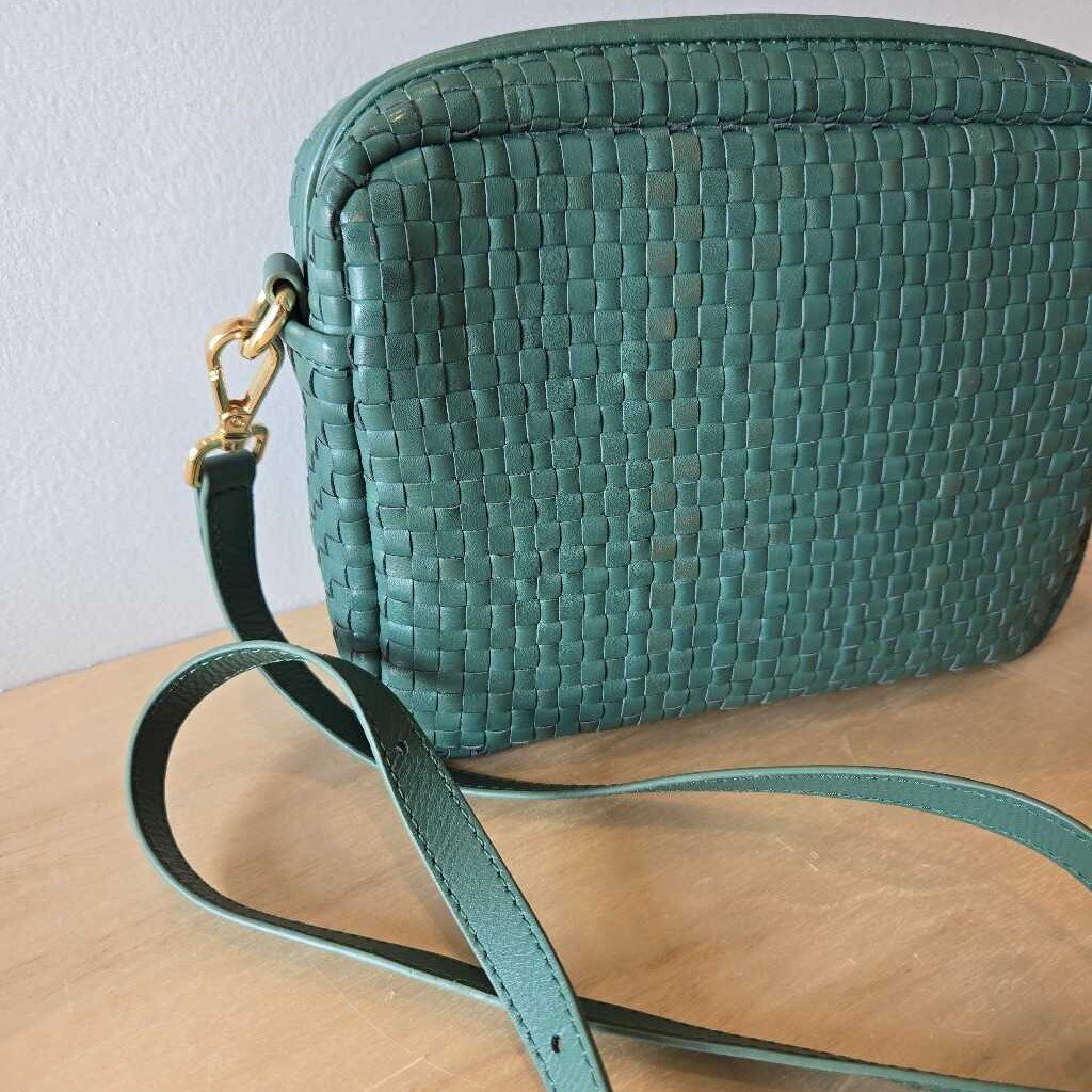 QUINCE green woven