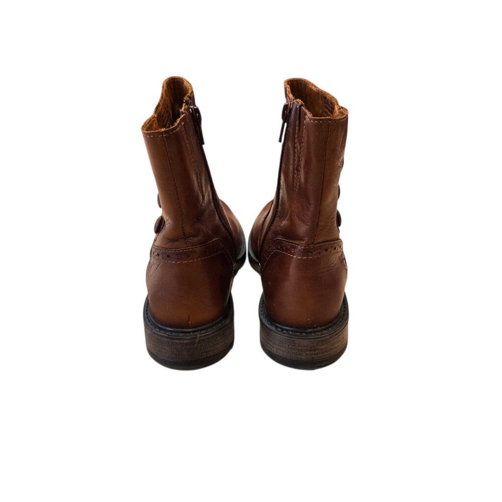 MIZ MOOZ MERRY SZ 39 = 8.5