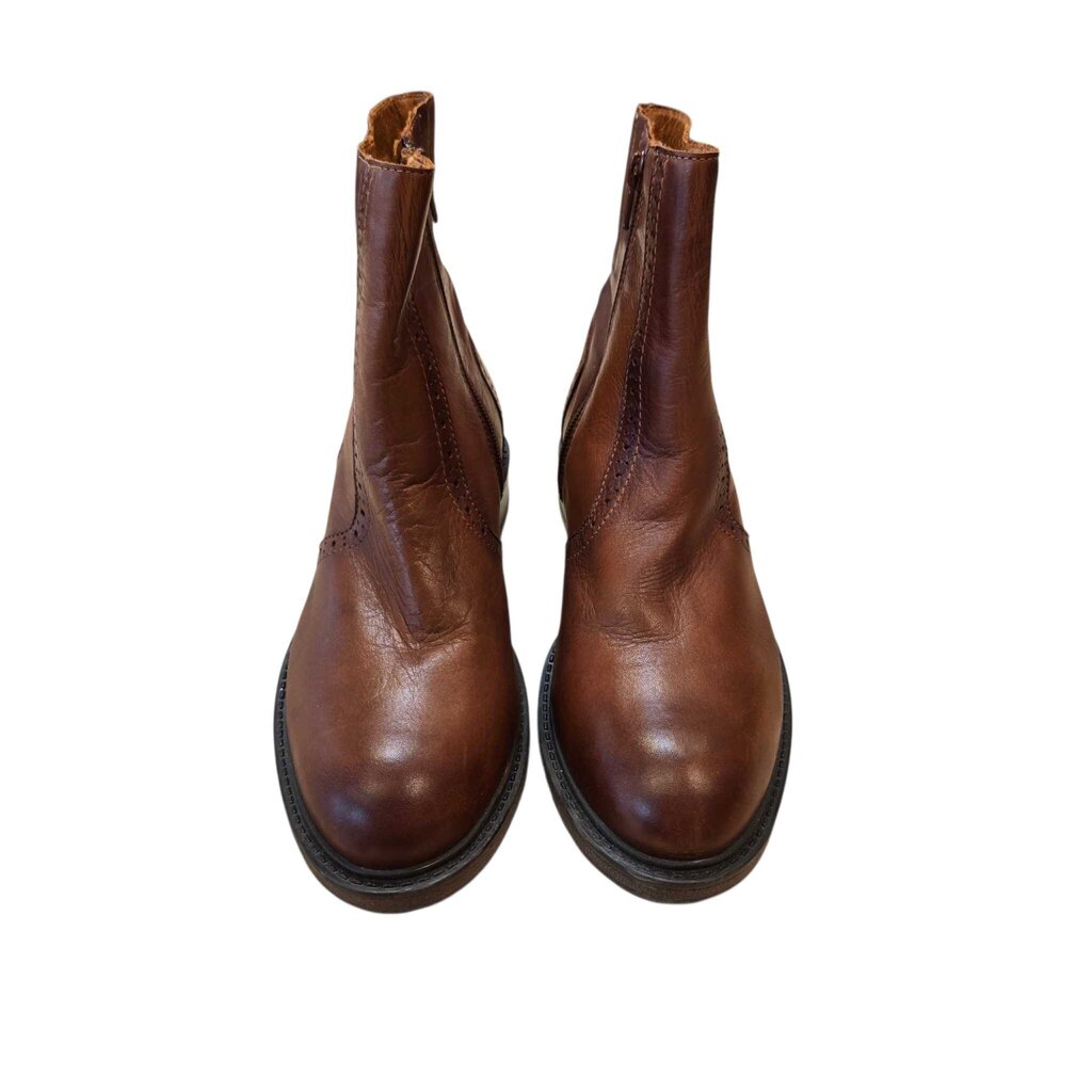 MIZ MOOZ MERRY SZ 39 = 8.5