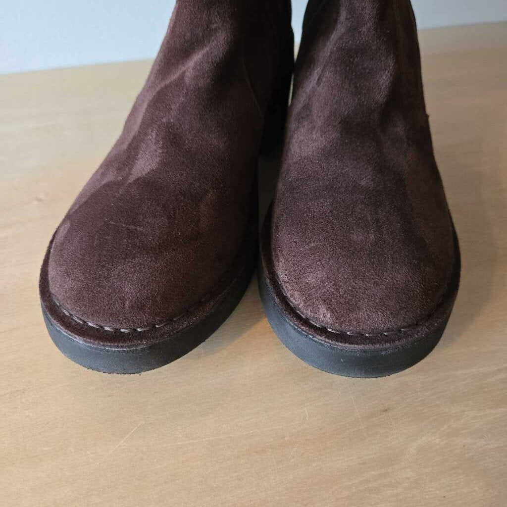 FLY LONDON block heel retail 304.00 SZ 40 = 9/9.5
