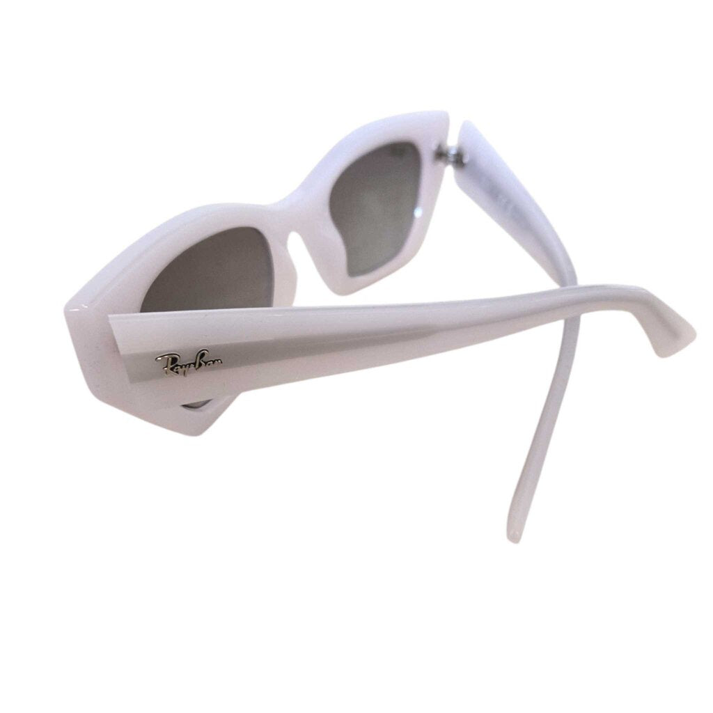 RAYBAN ZENA SNOW WHITE retail 180.00