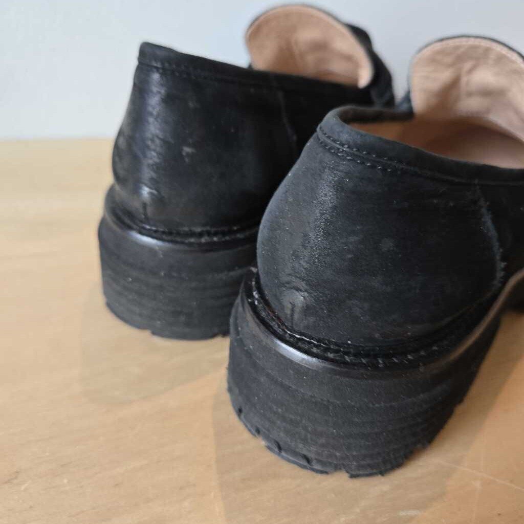 CHIARINI BOLOGNA retail 180.00 SZ 39 = 8.5/9