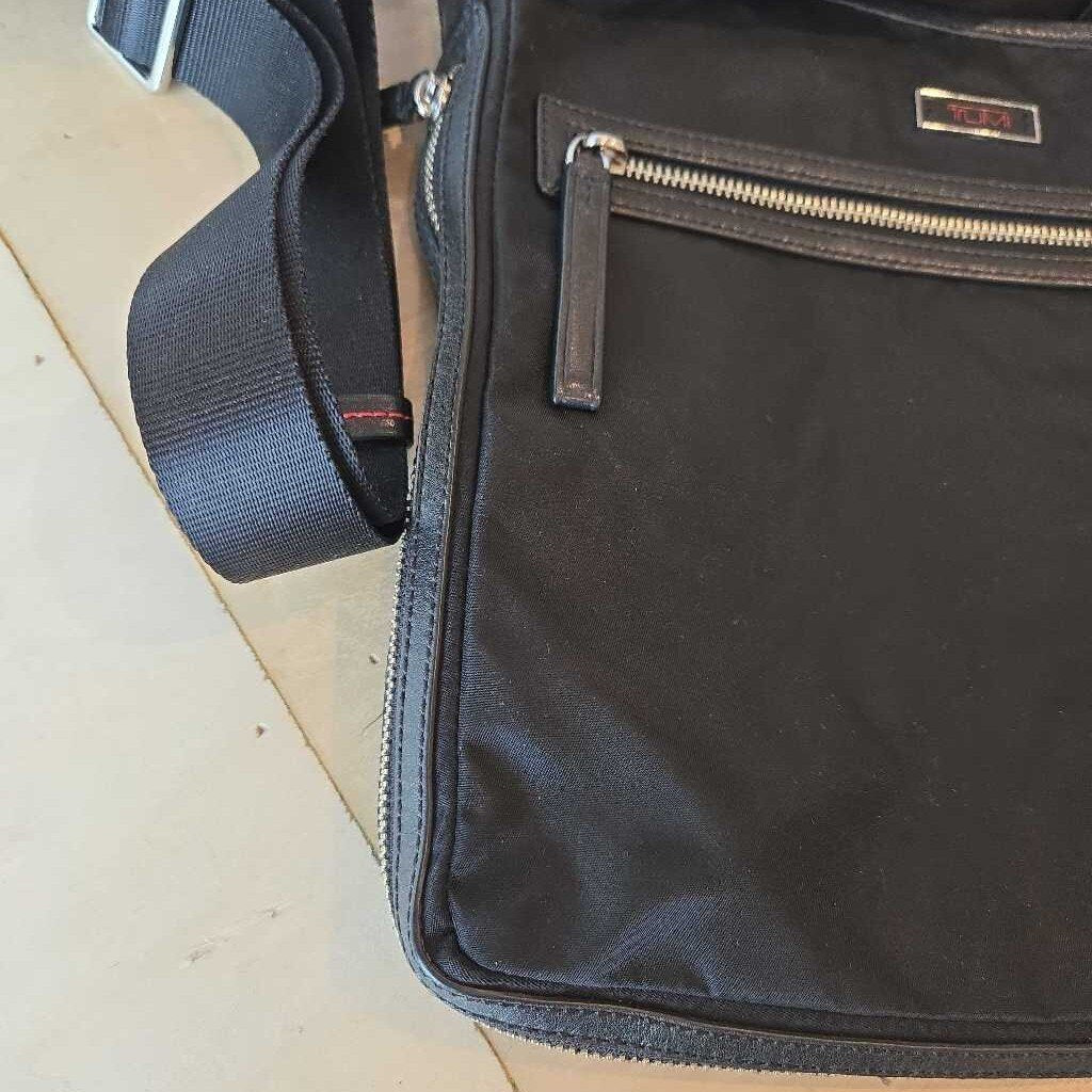 TUMI CROSSBODY