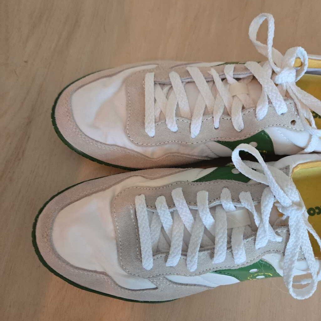 SACONY DXN TRAINER SZ 9