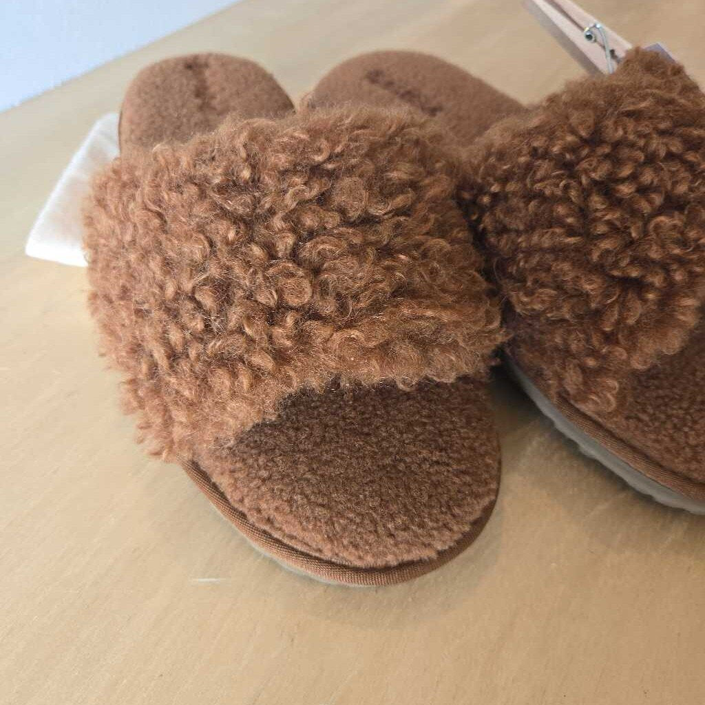 BOMBAS SZ 8.5/9 new 70.00