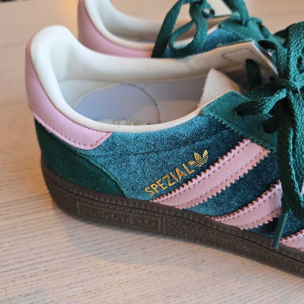 ADIDAS GAZELLE SZ 7