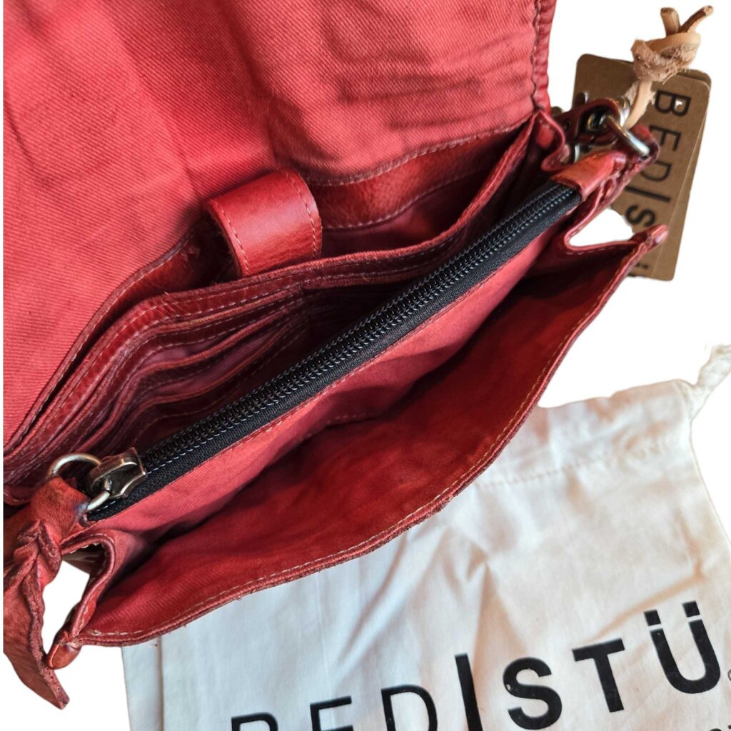 BEDSTU AMINA new 185.00