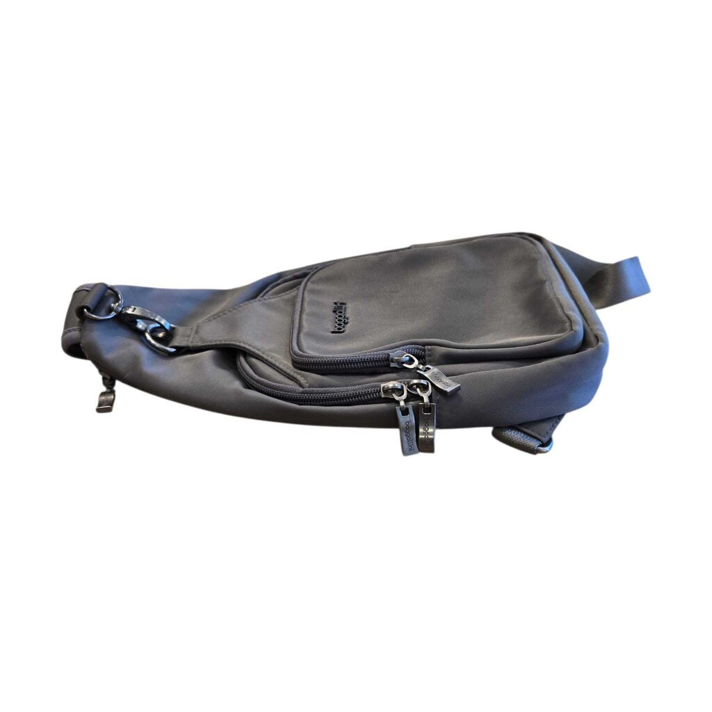 BAGGALINI SLING BAG