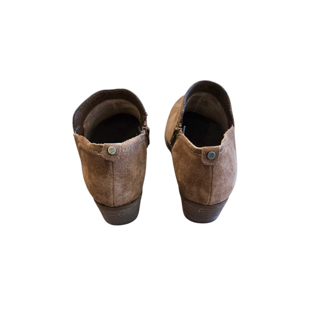 NATURALIZER SZ 8.5 WIDE