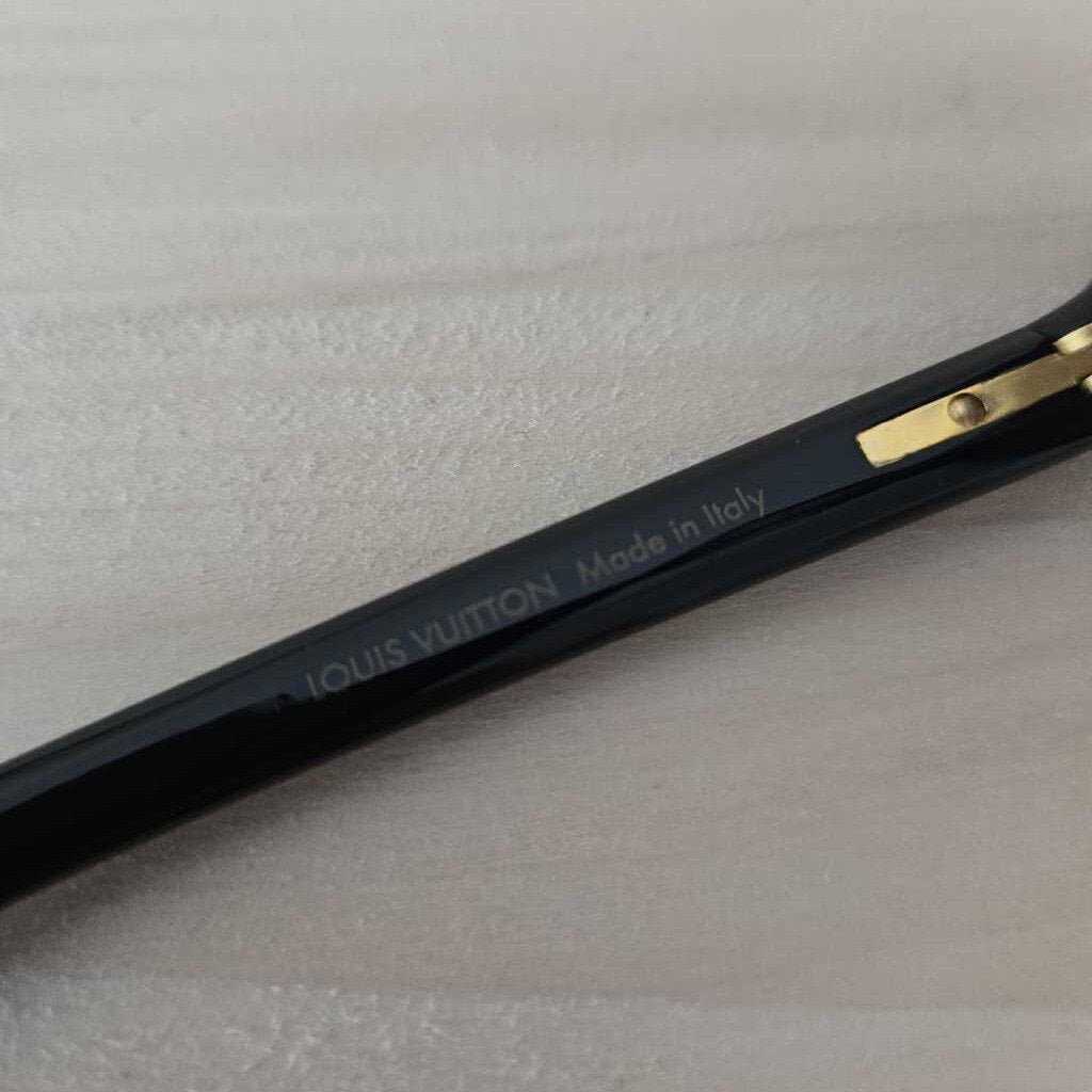 LOUIS VUITTON CARRE Z0263E sunglasses
