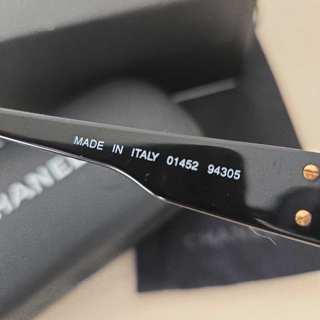 CHANEL 01452 sunglasses