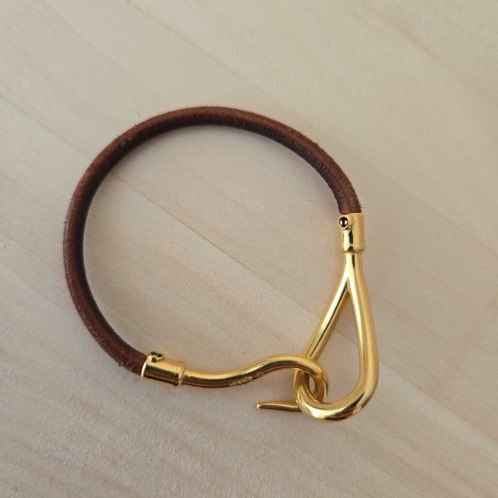 HERMES LEATHER JUMBO HOOK bracelet retail 450.00