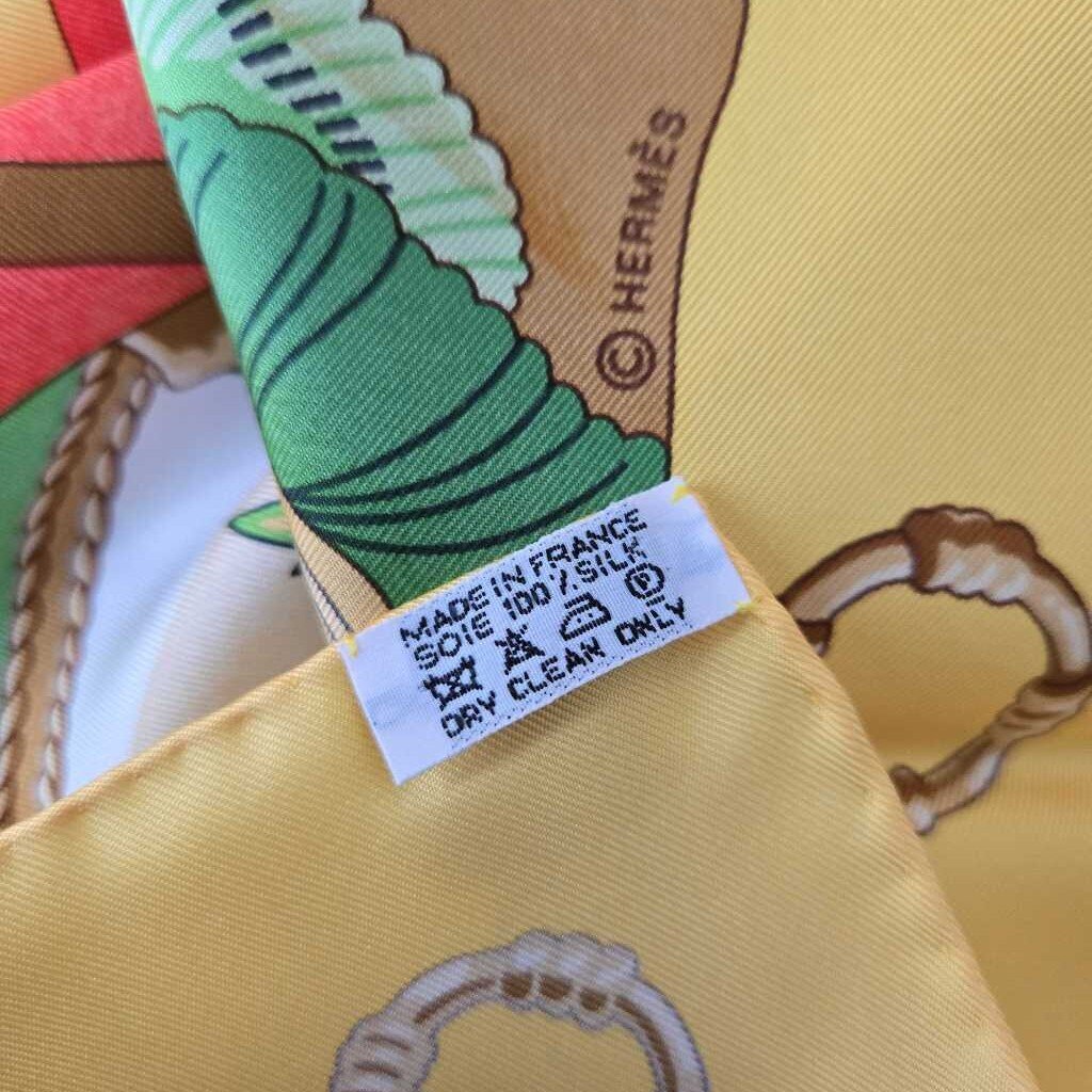 HERMES soleilde soie SCARF w box