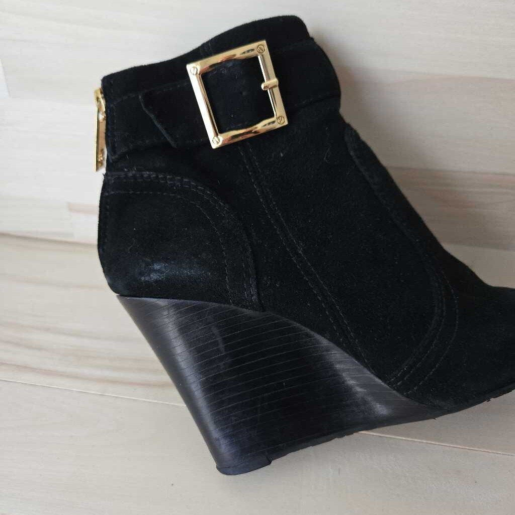 TORY BURCH SUEDE BOOTIE sz 7.5