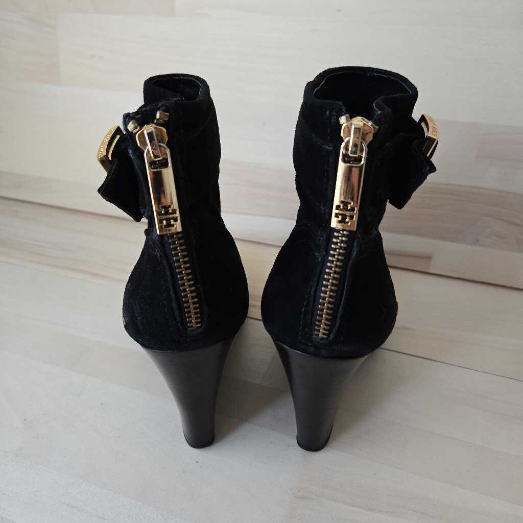 TORY BURCH SUEDE BOOTIE sz 7.5