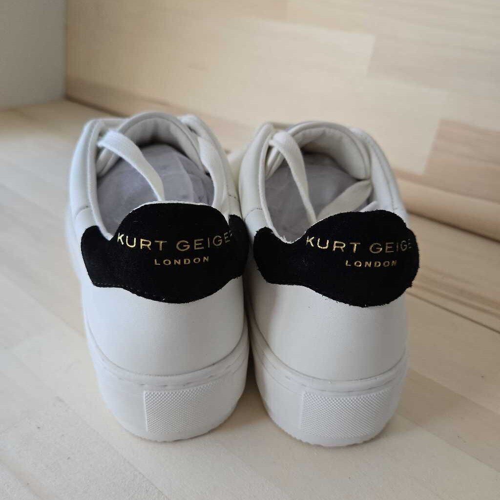 KURT GEIGER LANEY SZ 6 new 158.00