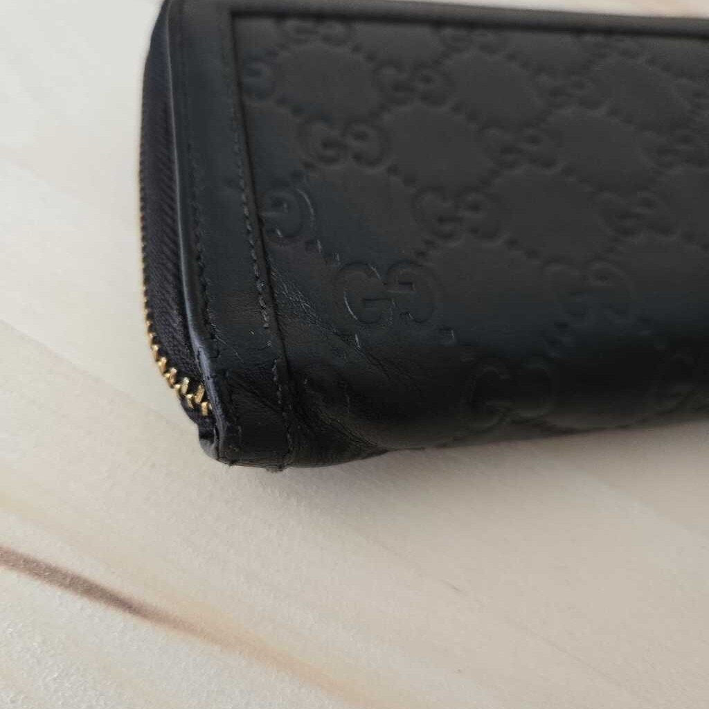 GUCCI GG ZIP WALLET