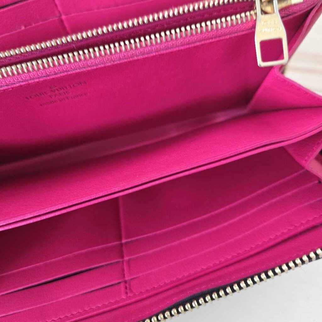 LOUIS VUITTON TAURILLON COMETE WALLET