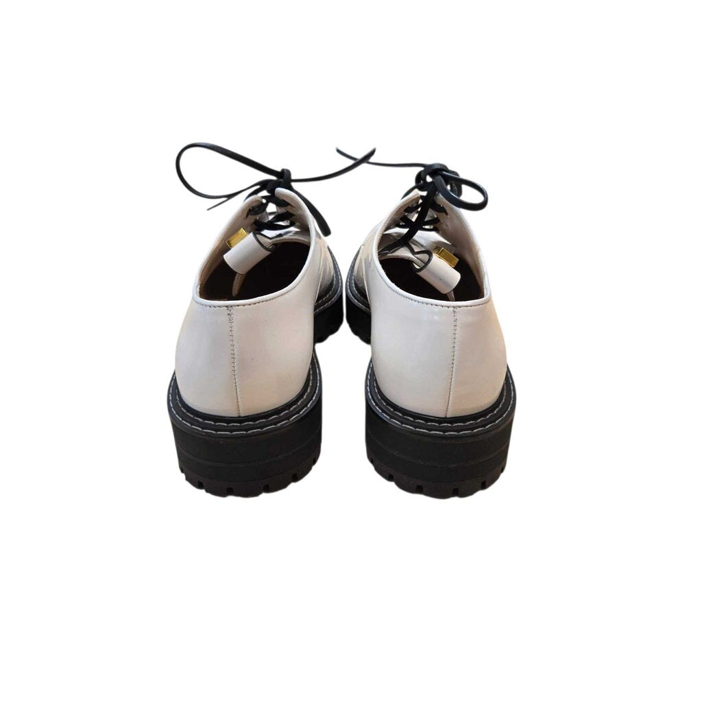 STUART WEITZMAN SZ 7.5