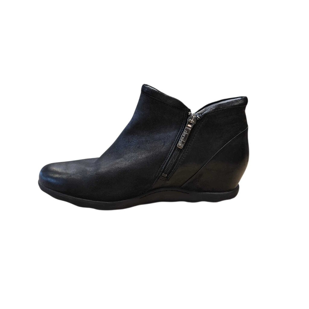 DANSKO SZ 41 = 10/11