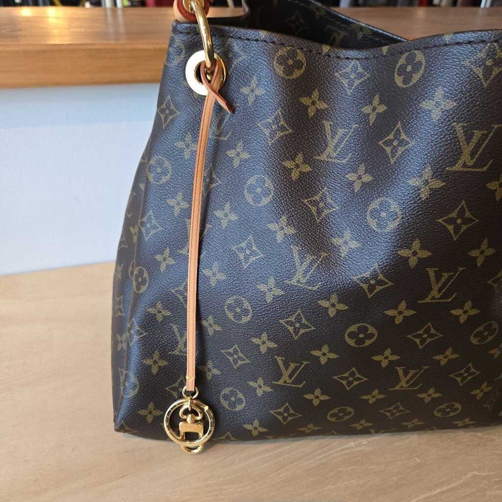 LOUIS VUITTON ARTSY MM brand new