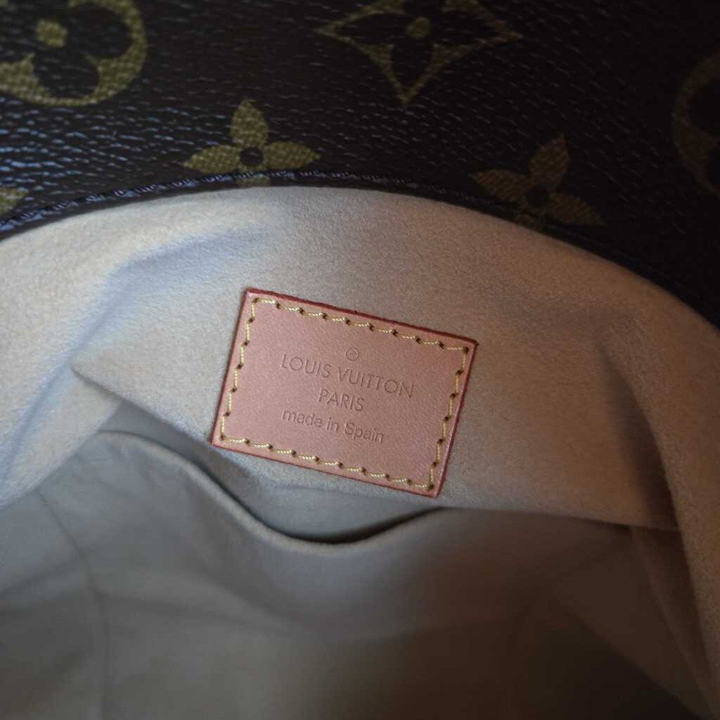 LOUIS VUITTON ARTSY MM brand new