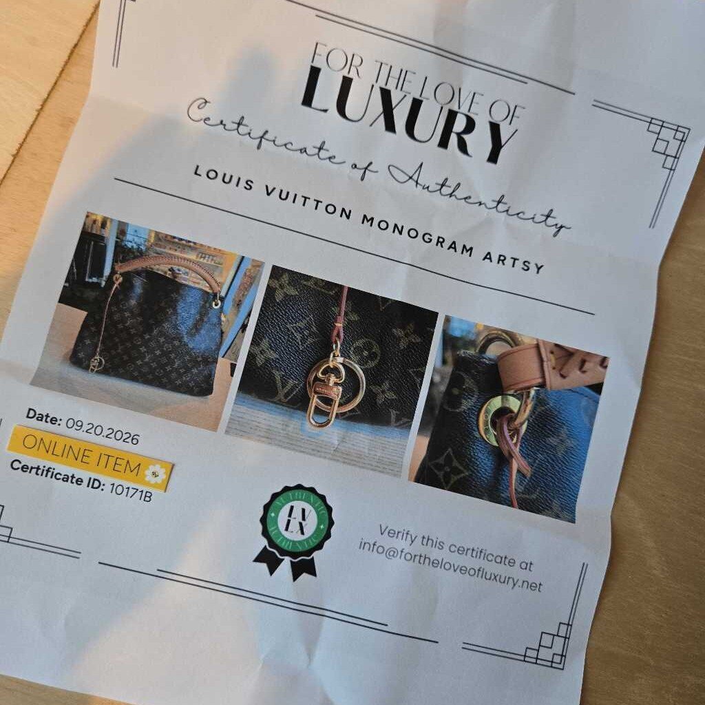 LOUIS VUITTON ARTSY MM brand new