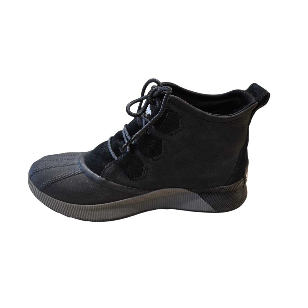 SOREL OUT n ABOUT SZ 8.5