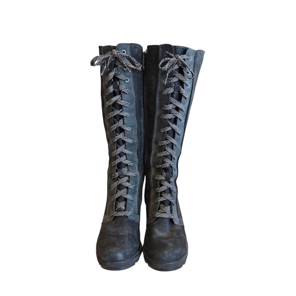 SOREL joan of artic lace up retail 280.00 SZ 9.5