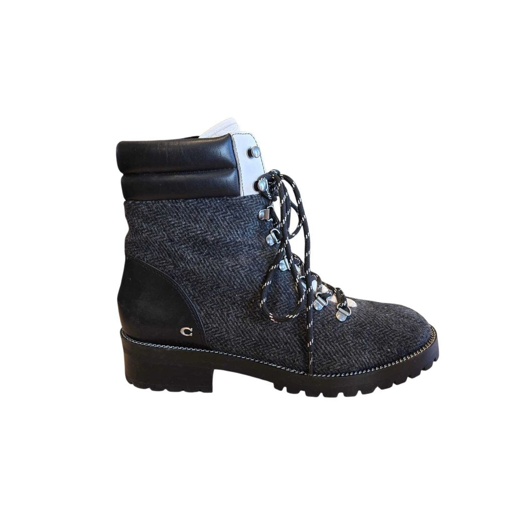 COACH lorren bootie retail 225.00 SZ 9