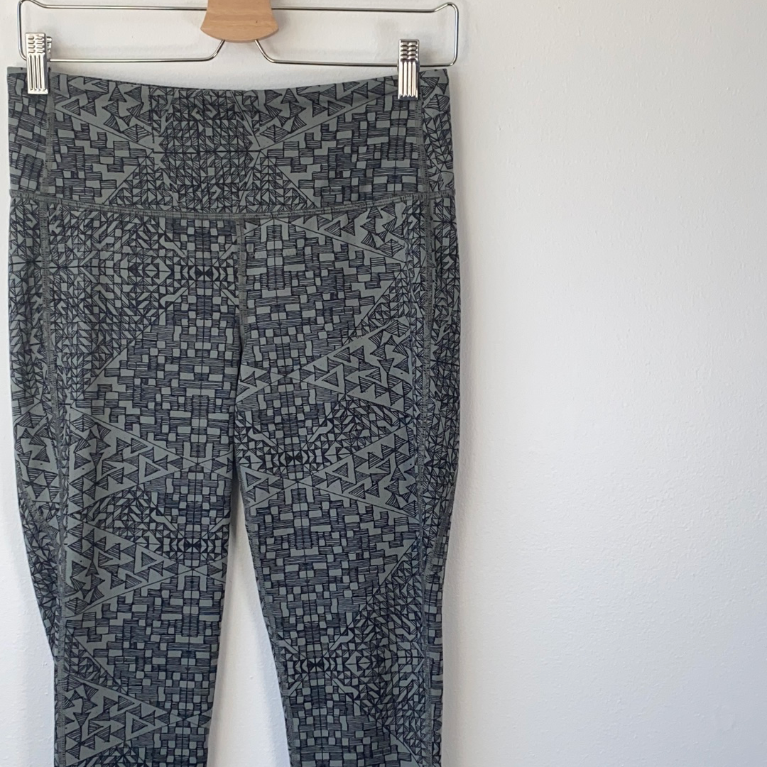 Lucy athletic bottom sz Medium