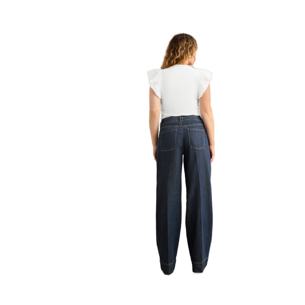 CABI BEAU JEANS SZ 6 LONG retail 159.00 w