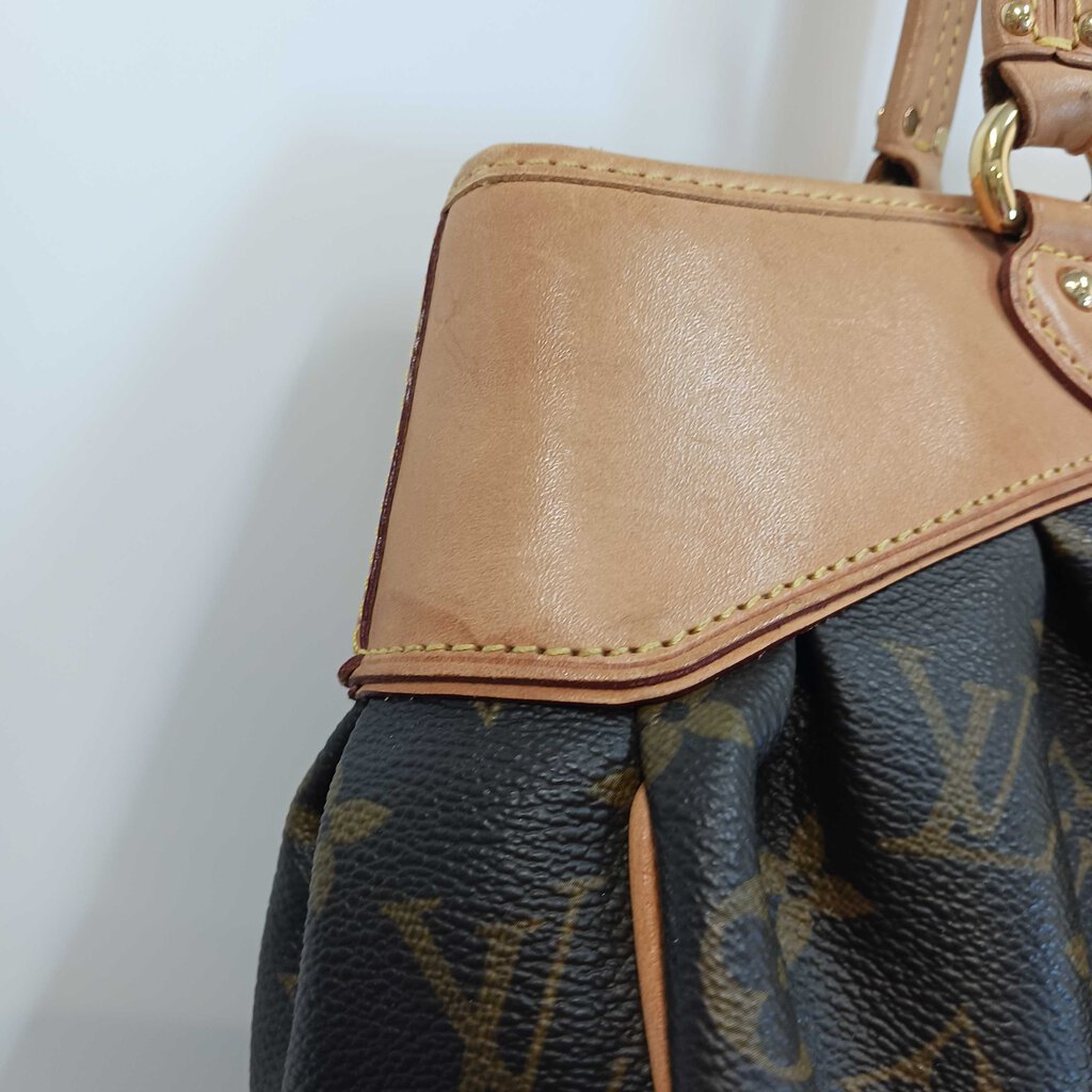 LOUIS VUITTON MONOGRAM MM BOETIE