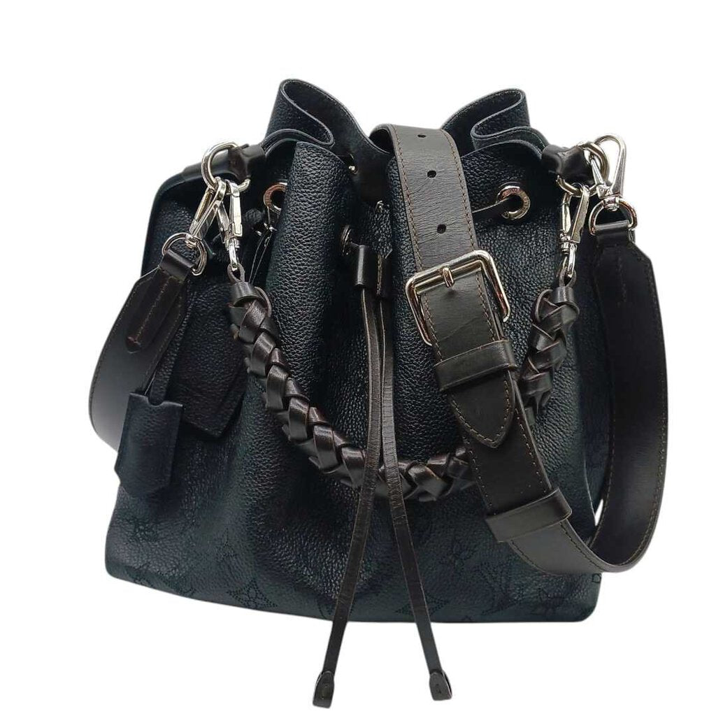 LOUIS VUITTON MURIA MAHINA BUCKET BAG black