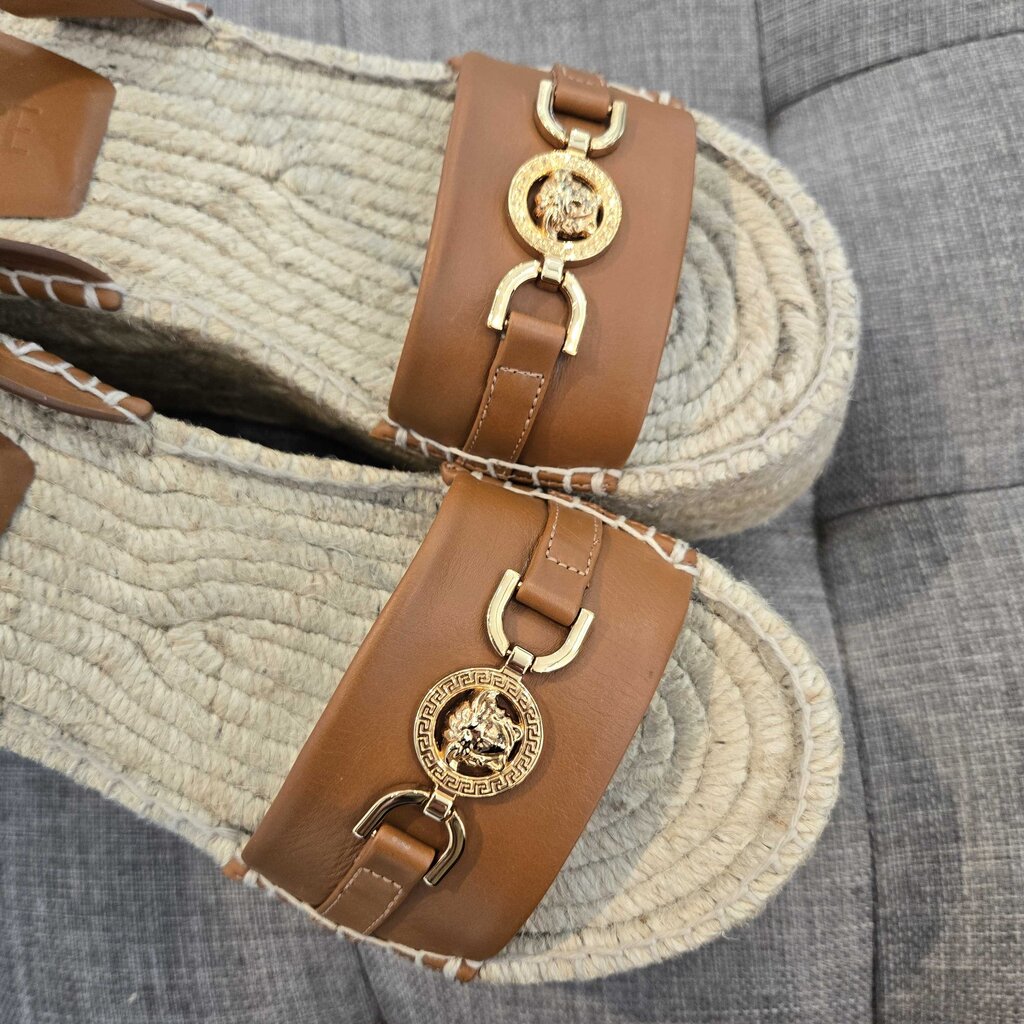 VERSACE MEDUSA WEDGE new 775.00 SZ 38 = US 7.5