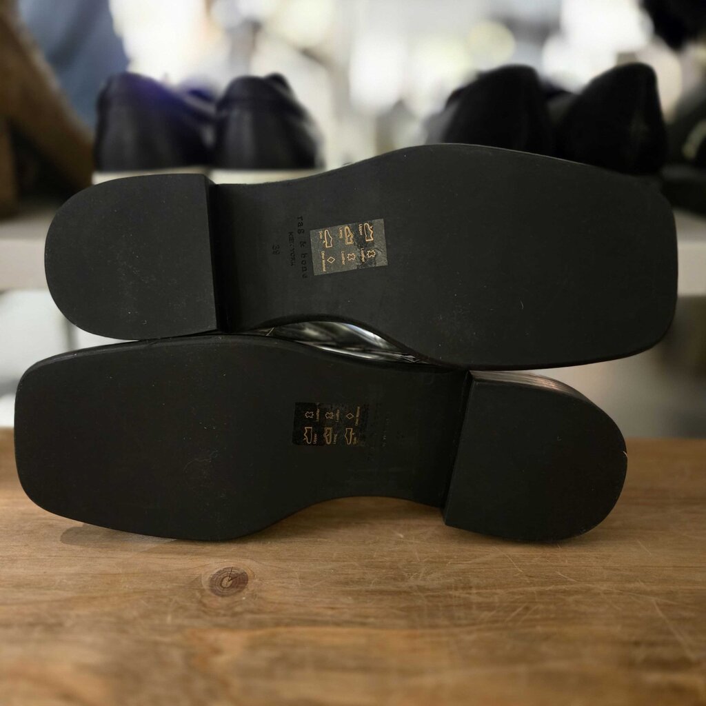 RAG&amp;BONE MAXWELL METALLIC SZ 39 = US 8.5/9