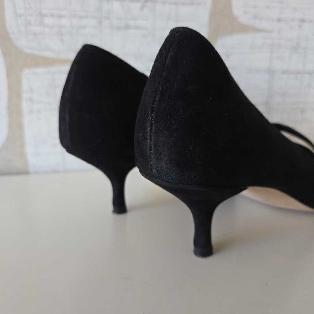 DONALD PLINER GRACEY SZ 9.5