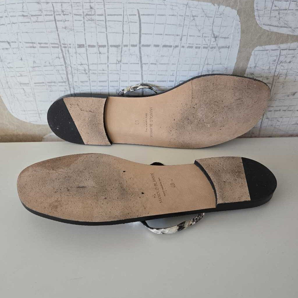 MANOLO BLAHNIK SZ 40