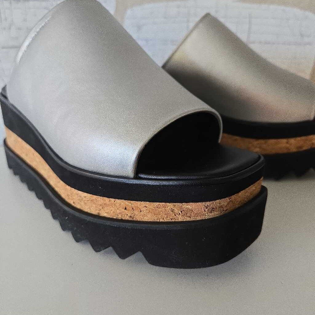 STELLA MCCARTNEY SNEACKELYSE retail 735.00 SZ 39/9