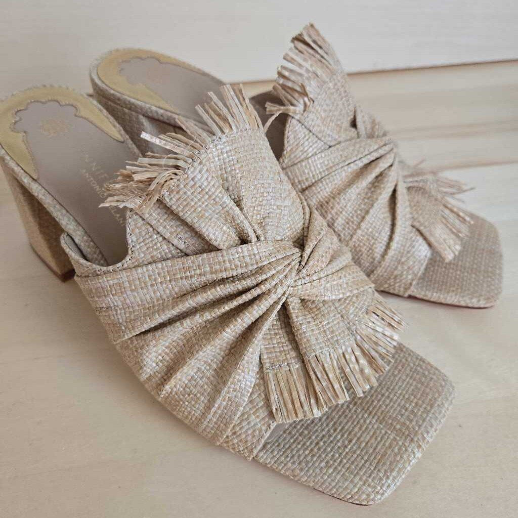 JENNIFER SUMKO PALMETTO RAFFIA SZ 9.5