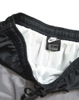 NIKE SZ LARGE